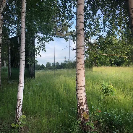 Kuldi Mirror House *