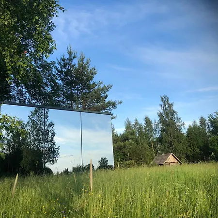 Σαλέ Kuldi Mirror House Koigera