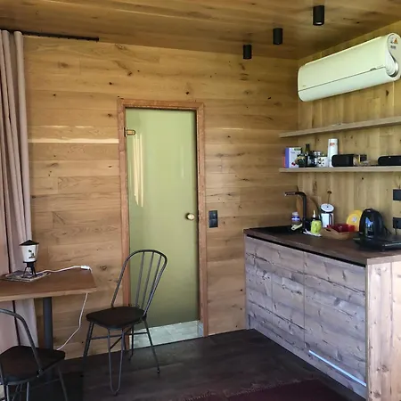 Kuldi Mirror House * Koigera