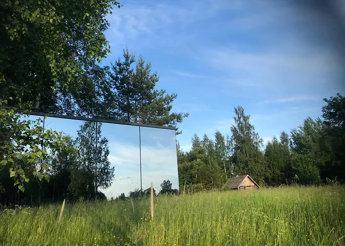 Chalet Kuldi Mirror House Koigera