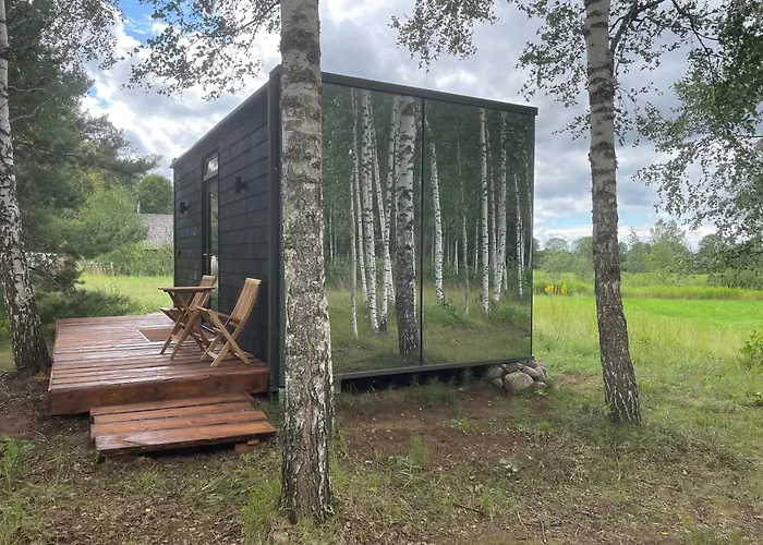 Kuldi Mirror House *