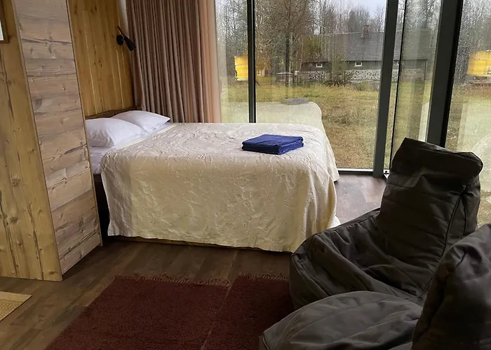 Kuldi Mirror House Koigera