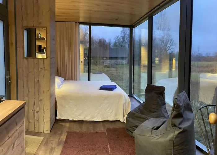 Chalet Kuldi Mirror House Koigera